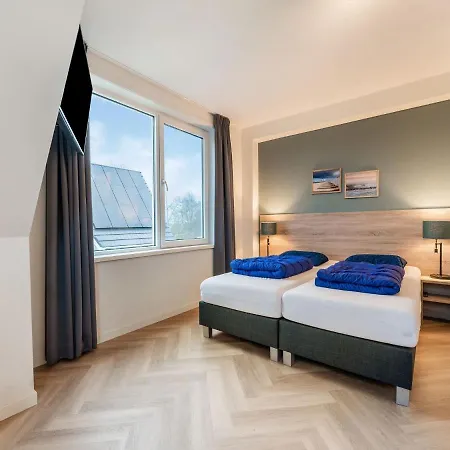 In De Koog With Sauna And Garden Westermient