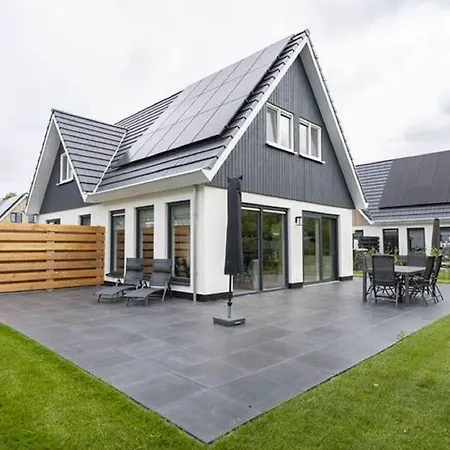 In De Koog With Sauna And Garden * Westermient