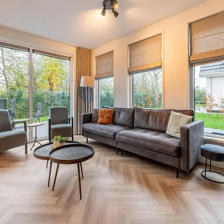 In De Koog With Sauna And Garden *