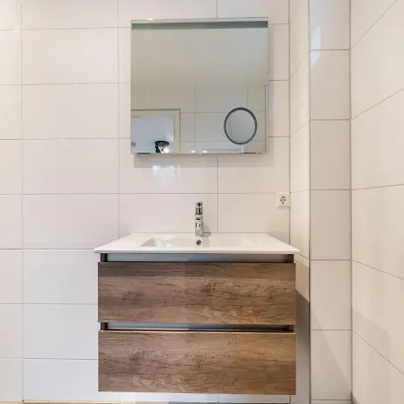 In De Koog With Sauna And Garden