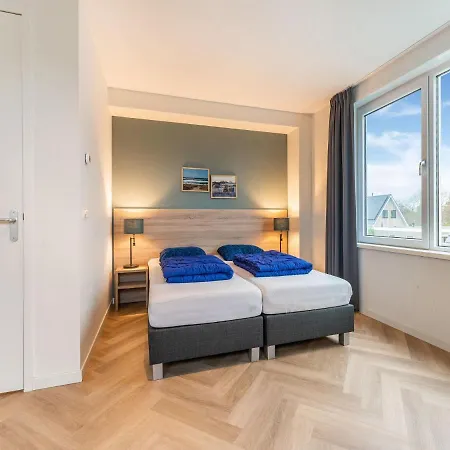 In De Koog With Sauna And Garden Westermient